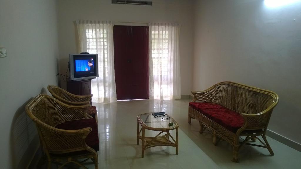 Indeevaram Apartments Kovalam Habitación foto