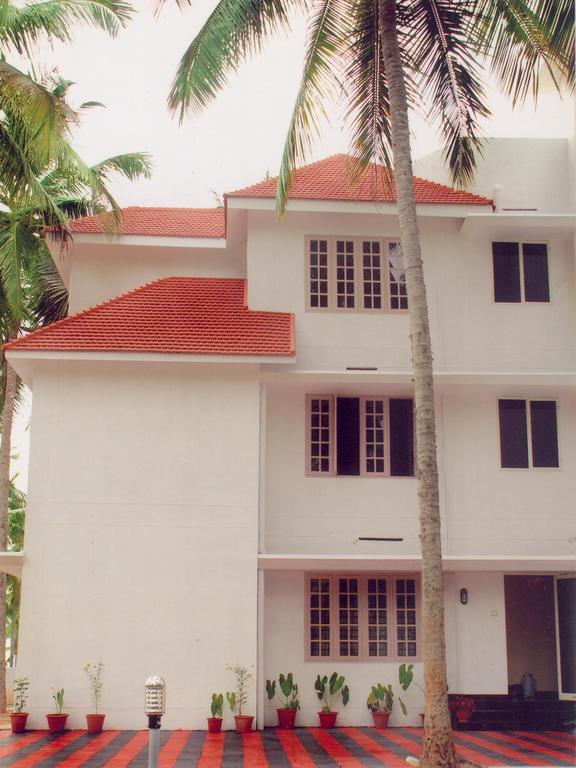 Indeevaram Apartments Kovalam Habitación foto